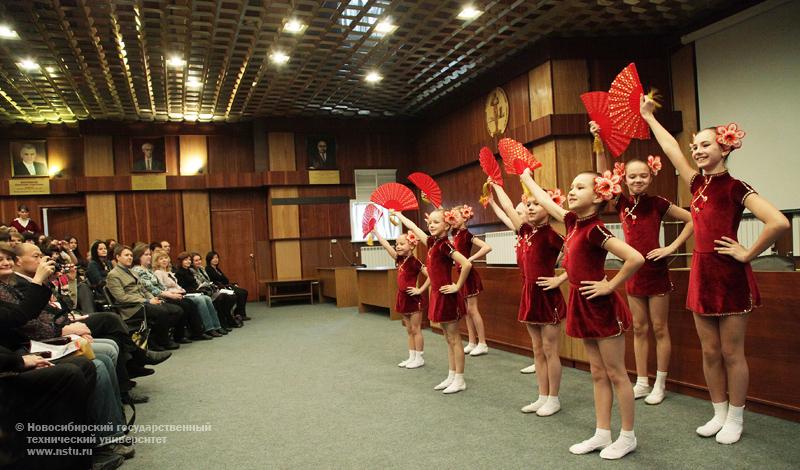 26.02.11 Конкурс устных выступлений на восточных языках среди студентов вузов Западной Сибири «Сибирский калейдоскоп-2011», фотография: В. Невидимов