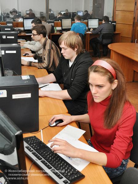 18.03.11 Студенческая олимпиада по программированию в НГТУ, фотография: В. Невидимов