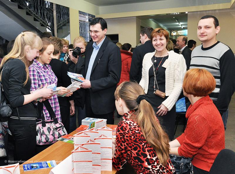 27.03.11 День открытых дверей в НГТУ, фотография: В. Невидимов