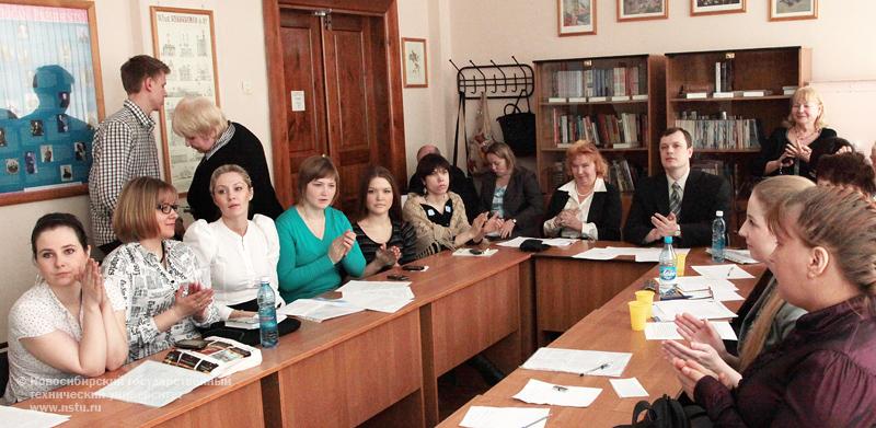 07.04.11 В НГТУ прошла конференция магистрантов и аспирантов «SIBINTECHS» на английском языке, фотография: В. Невидимов