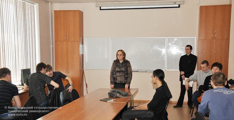 12.04.11 12-14 апреля в НГТУ пройдет городская студенческая олимпиада по инженерной графике и графическим информационным технологиям, фотография: В. Невидимов