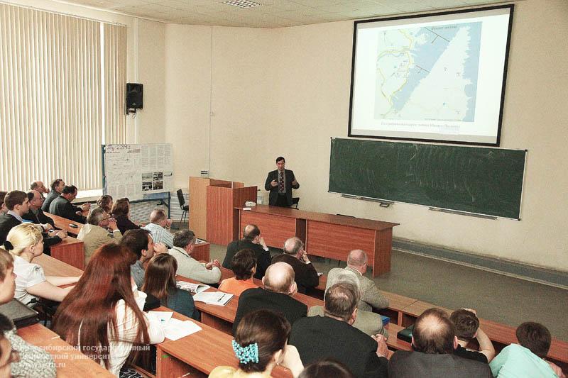 20.04.11 Всероссийская конференция «Наука. Промышленность. Оборона» в НГТУ, фотография: В. Невидимов