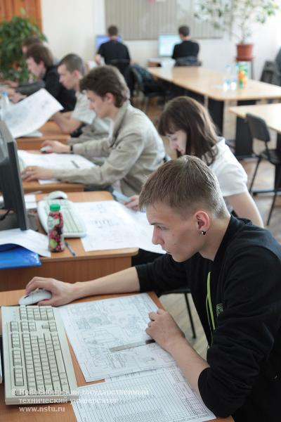 19.04.11 19-21 апреля в НГТУ пройдет III тур Всероссийской студенческой олимпиады по инженерной графике и графическим информационным технологиям, фотография: В. Невидимов