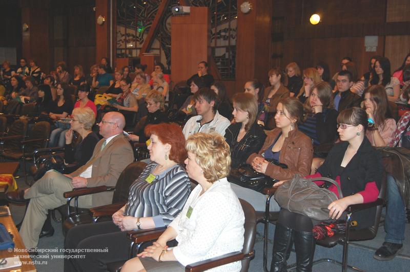 20.04.11 20-21 апреля в НГТУ пройдет Международная конференция «Межкультурная коммуникация: лингвистические и лингводидактические аспекты», фотография: О. Воробьева