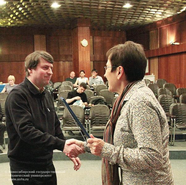 11.05.11 В НГТУ вручили стипендии DAAD молодым ученым, фотография: В. Невидимов