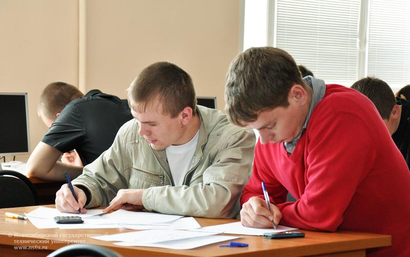 20.05.11      Городская олимпиада по теоретическим основам электротехники, фотография: В. Невидимов