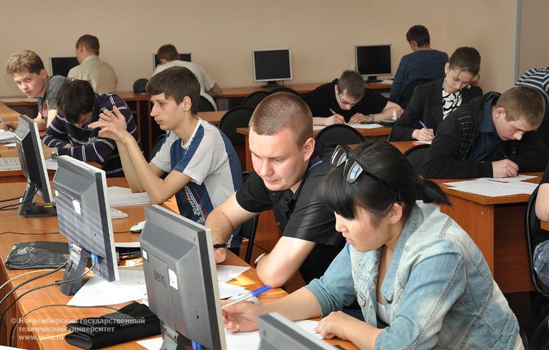 20.05.11      Городская олимпиада по теоретическим основам электротехники, фотография: В. Невидимов