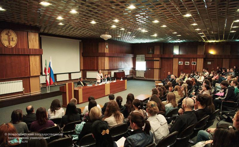 24.05.11 НГТУ посетила делегация Государства Израиль, фотография: В. Невидимов