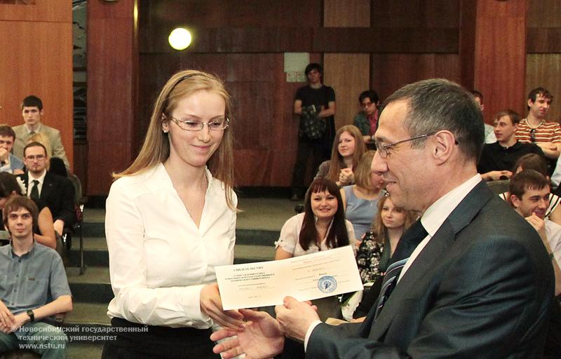 13.05.11 В НГТУ подведены итоги конкурса научных студенческих работ, фотография: В. Невидимов