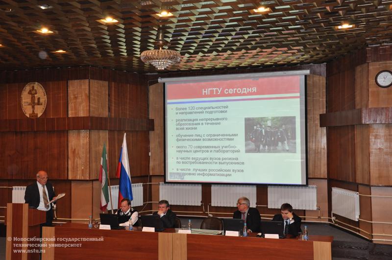 28.05.11 В НГТУ обсудили вопросы сотрудничества вузов и инновационных технологических компаний, фотография: О. Воробьёва