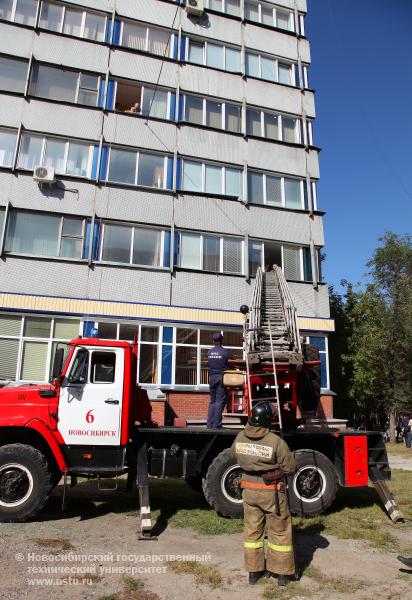 В НГТУ пройдет демонстрационное мероприятие по эвакуации людей из высотных зданий , фотография: В. Невидимов
