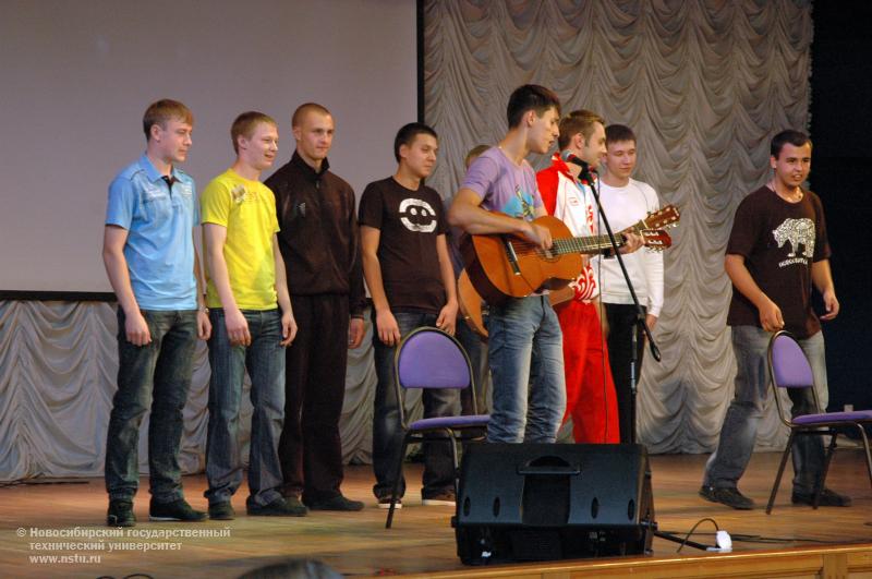 Посвящение в первокурсники ФЛА , фотография: В. Кравченко