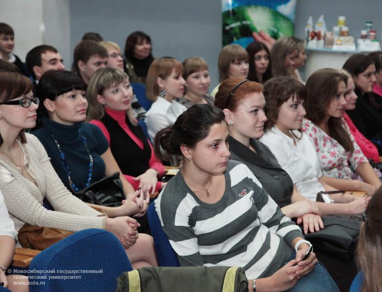 25.10.11 В НГТУ состоялась конференция «Инновационные направления деятельности в общественном питании и хлебопечении», фотография: В. Невидимов