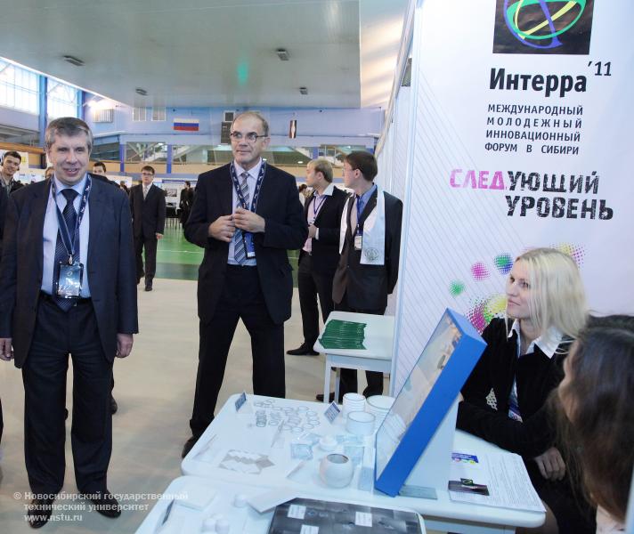 22.09.11 Мероприятия НГТУ в рамках форума Интерра-2011 , фотография: В. Невидимов