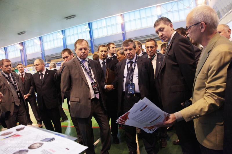22.09.11 Мероприятия НГТУ в рамках форума Интерра-2011 , фотография: В. Невидимов
