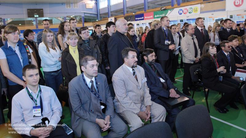 22.09.11 Мероприятия НГТУ в рамках форума Интерра-2011 , фотография: В. Невидимов