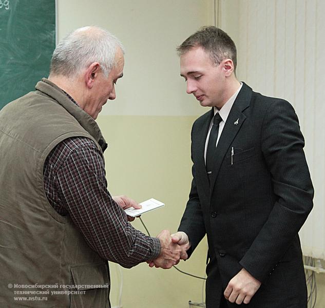10.11.11 Впервые студенты НГТУ получили свидетельства пилотов-любителей , фотография: В. Невидимов