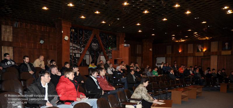 15.11.11 15 ноября в НГТУ состоится семинар «Все об осеннем призыве 2011 года» , фотография: В. Кравченко