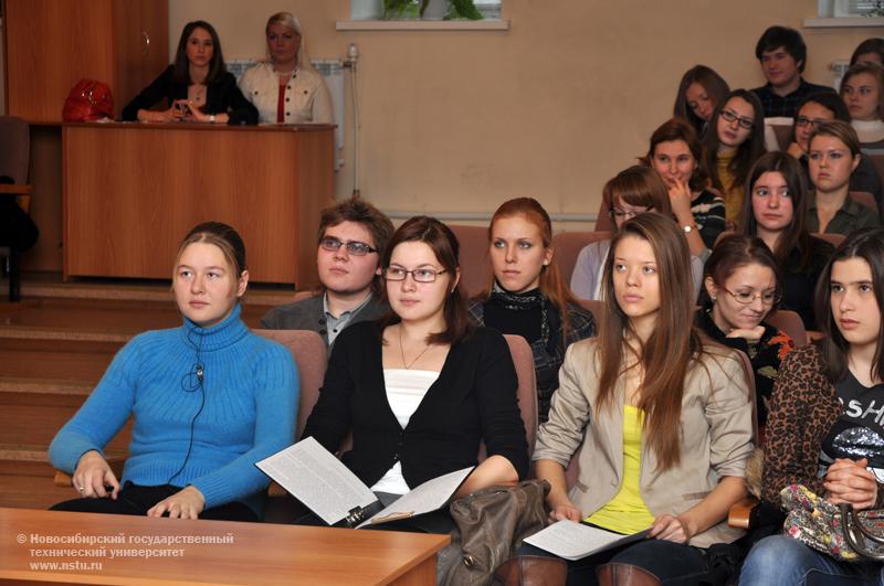 17.11.11 17 ноября в НГТУ пройдет студенческая научно-практическая конференция на иностранных языках, фотография: В. Кравченко