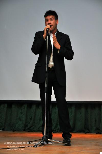 02.12.11 Факультет бизнеса НГТУ отметил 20-летний юбилей , фотография: В. Кравченко