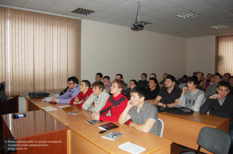 07.12.11 НГТУ посетил профессор университета Зиген (Германия) , фотография: О. Сеньшина