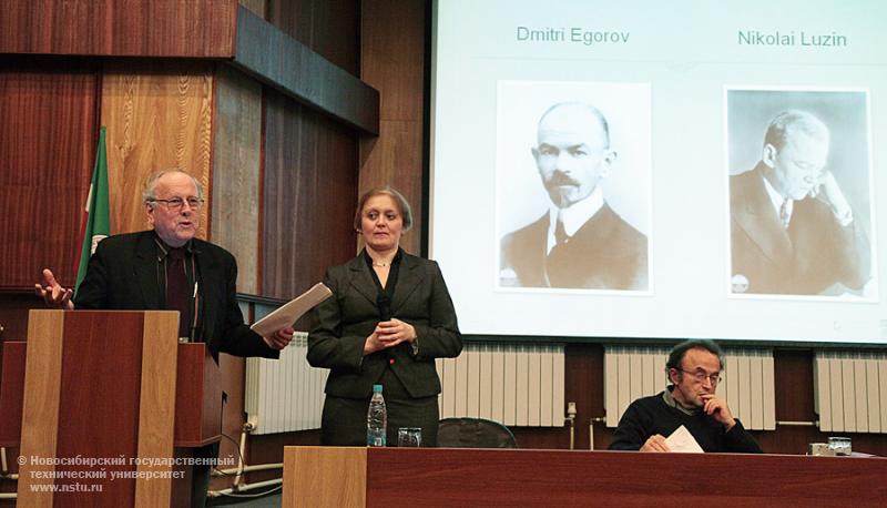 06.12.11 Презентация книги профессоров Массачусетского технологического университета (США) и Университета Париж-VII имени Дени Дидро (Франция) , фотография: В. Невидимов