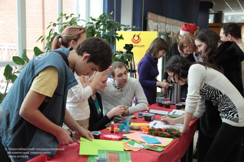 22.12.11 В НГТУ состоялась «Рождественская ярмарка» , фотография: В. Невидимов