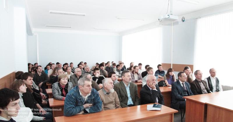 21.12.11 В НГТУ состоится публичная лекция руководителя группы квантовых измерений Института фотонных технологий (Йена, Германия) «Сверхпроводящие квантовые биты. Современное состояние» , фотография: В. Невидимов
