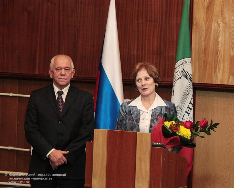 27.12.11 27 декабря отметит юбилей кафедра прикладной и теоретической физики ФТФ НГТУ, фотография: В. Невидимов