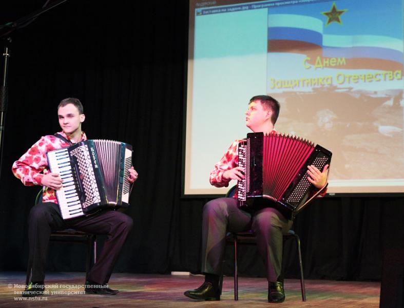 21.02.12 В НГТУ состоялся концерт, посвященный Дню защитника Отечества , фотография: В. Невидимов