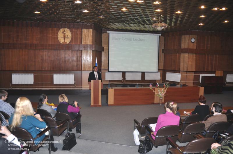 14.02.12 Зимняя методическая школа для преподавателей английского языка в НГТУ , фотография: В. Кравченко
