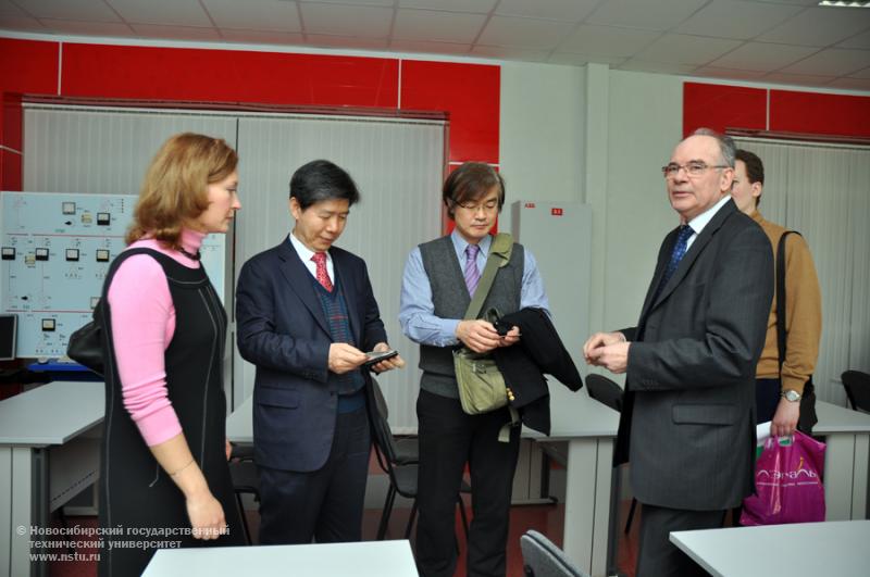 08.02.12 Визит делегации университета Ённам в НГТУ , фотография: В. Кравченко