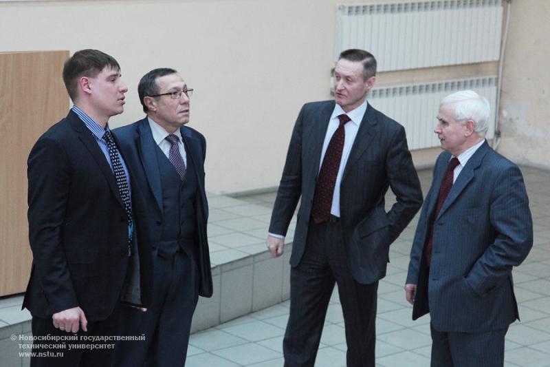 21.02.12 21 февраля в НГТУ состоится встреча с руководством НПО «ЭЛСИБ» ОАО , фотография: В. Невидимов