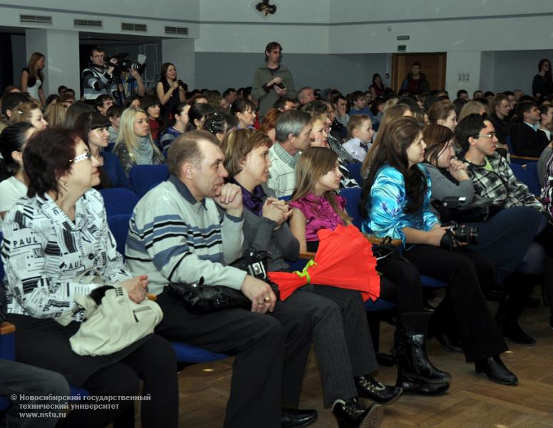 09.03.12 В НГТУ состоялся финал конкурса «Мисс НГТУ-2012» , фотография: В. Кравченко