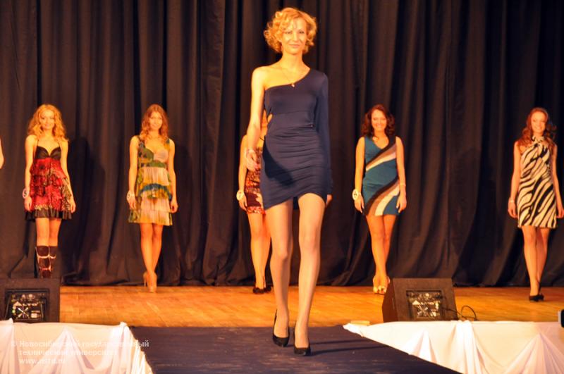 09.03.12     В НГТУ состоялся финал конкурса «Мисс НГТУ-2012» , фотография: В. Кравченко