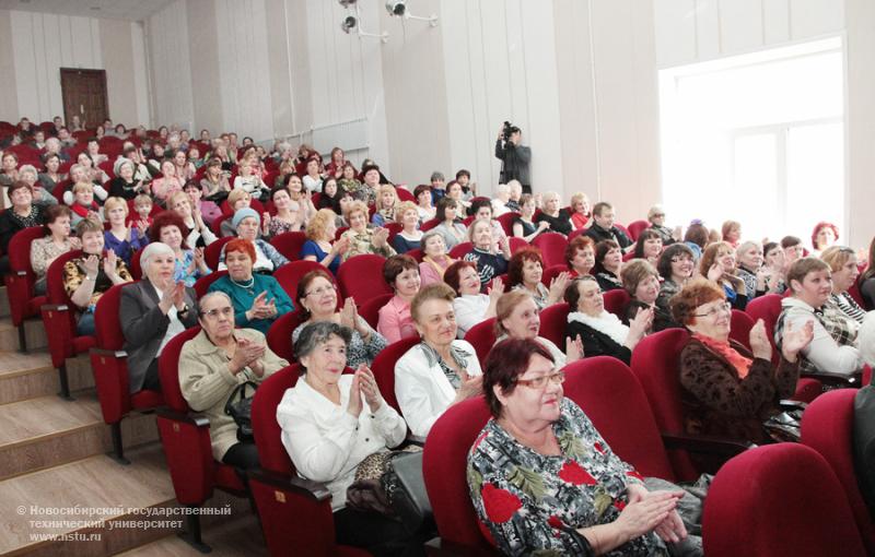 07.03.12 Концерт, посвященный Международному женскому дню , фотография: В. Невидимов