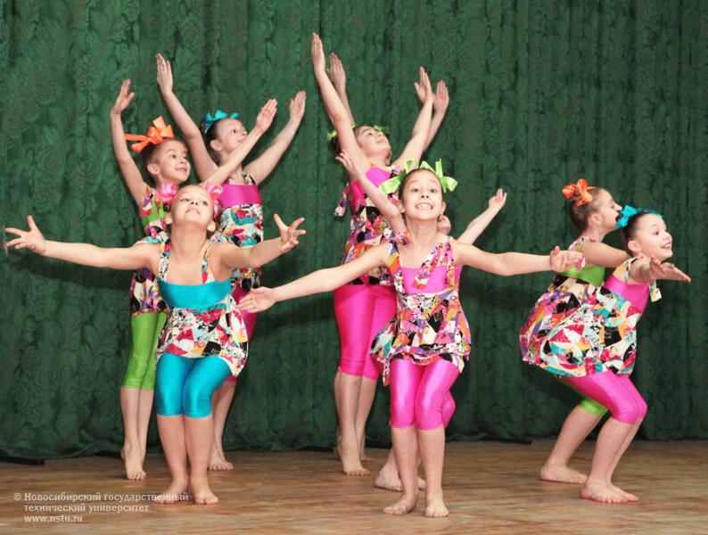 07.03.12 Концерт, посвященный Международному женскому дню , фотография: В. Невидимов