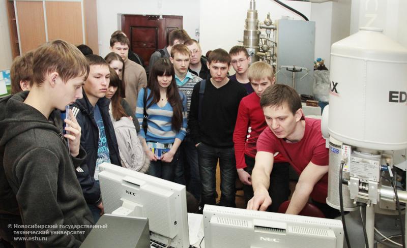 01.04.12 День открытых дверей в НГТУ , фотография: В. Невидимов
