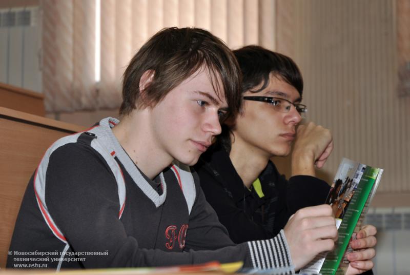 13.04.12 13 апреля в НГТУ состоится День открытых дверей на АВТФ, фотография: В. Кравченко