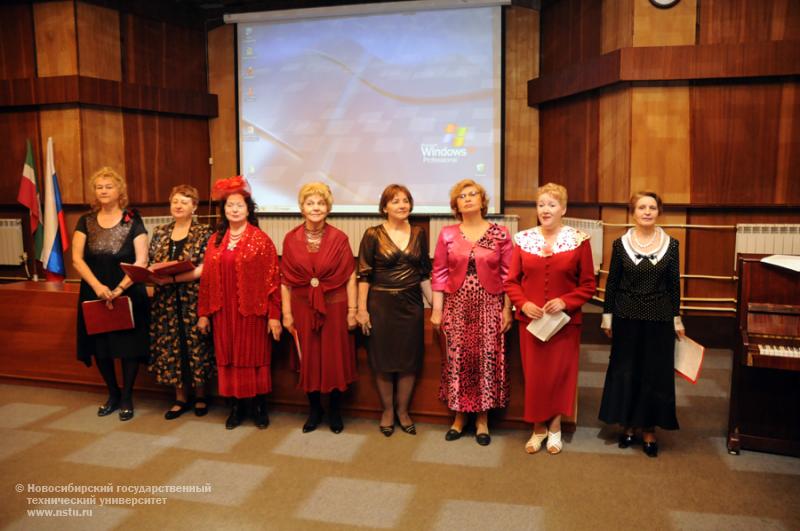 Юбилейный выпускной на Народном факультете , фотография: В. Кравченко