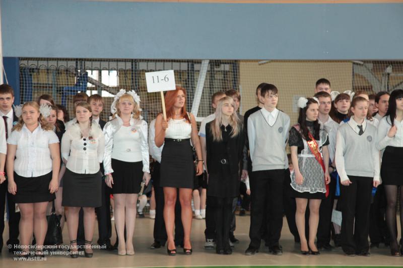 25.05.12 «Последний звонок» в Инженерном лицее НГТУ , фотография: В. Невидимов