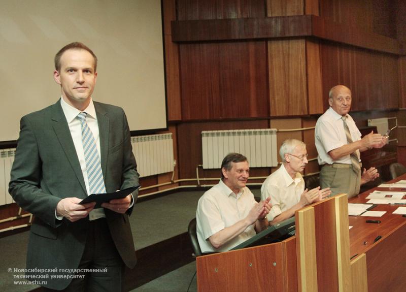 27.06.12 Заседание Ученого совета НГТУ , фотография: В. Невидимов