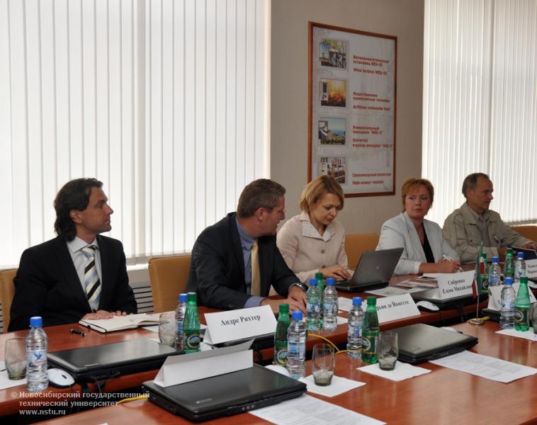 04.07.12 4 июля в НГТУ состоится встреча с представителями компании Philips , фотография: В. Кравченко