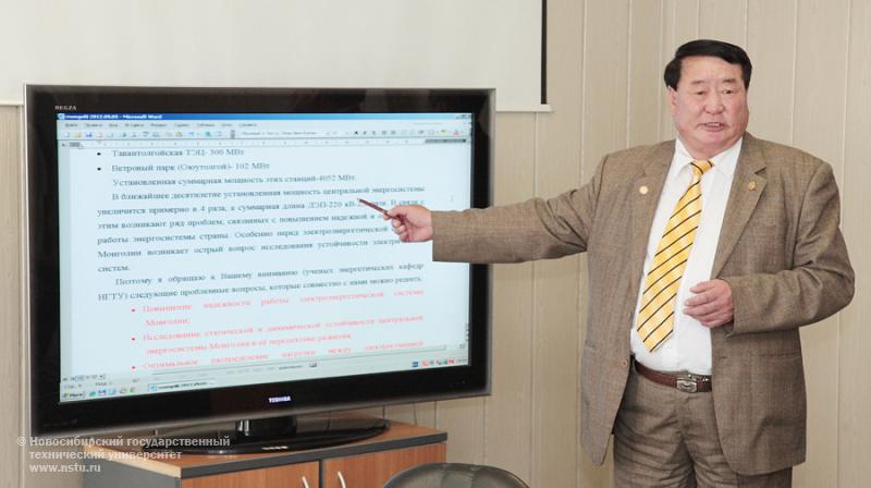 14.09.12 Профессору монгольского университета присвоено звание «Почетный доктор НГТУ» , фотография: В. Невидимов