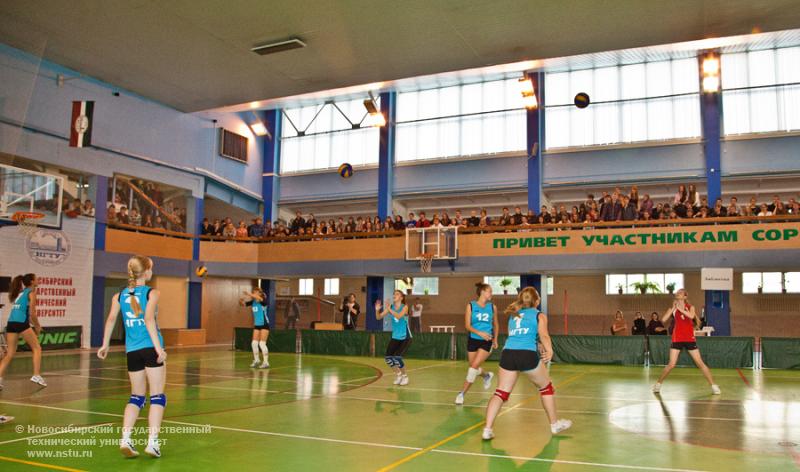 03.10.12 День первокурсника НГТУ , фотография: В. Невидимов