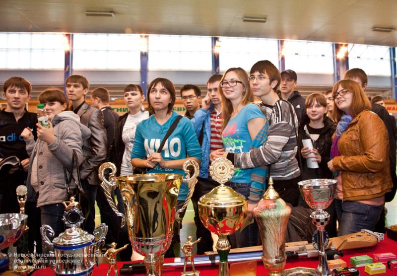 03.10.12 День первокурсника НГТУ , фотография: В. Невидимов