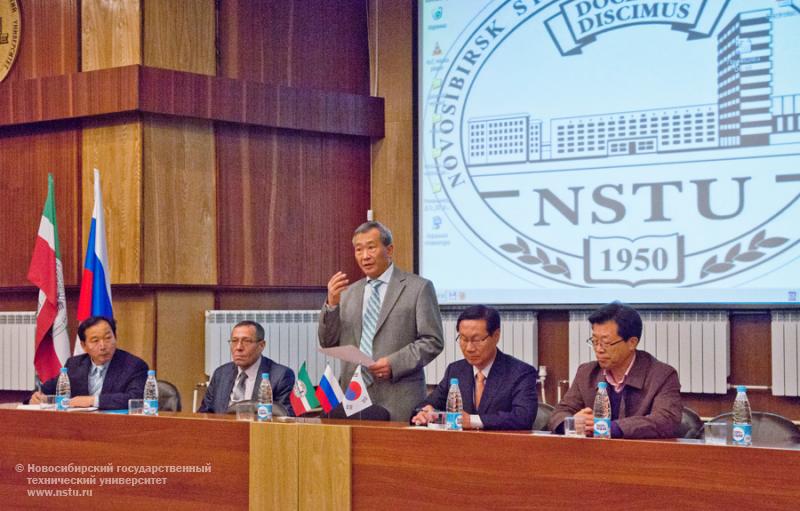 05.10.12 Визит в НГТУ делегации Республики Корея , фотография: В. Невидимов