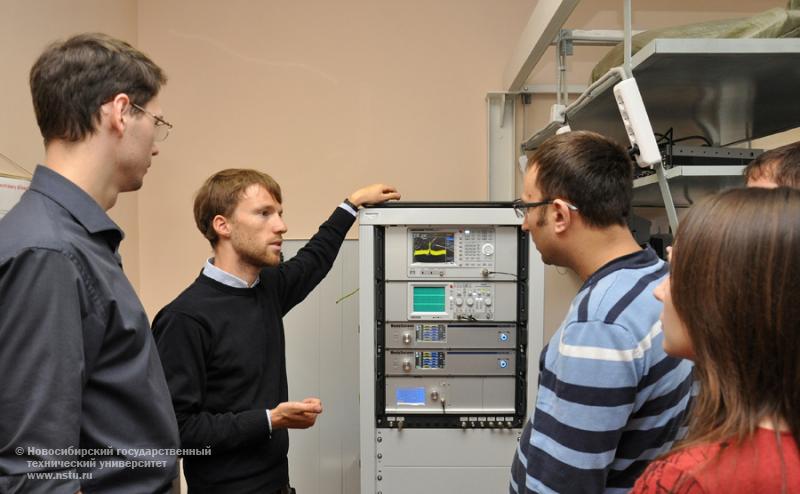 10.10.12 В НГТУ установлено уникальное оборудование компании Menlo Systems , фотография: В. Невидимов