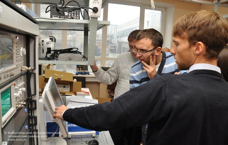 10.10.12 В НГТУ установлено уникальное оборудование компании Menlo Systems , фотография: В. Невидимов
