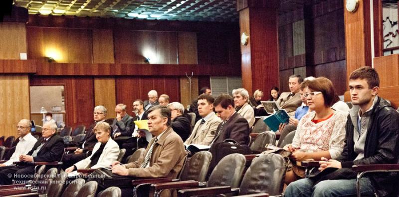 02.10.12 Конференция «Актуальные проблемы электронного приборостроения» , фотография: В. Невидимов